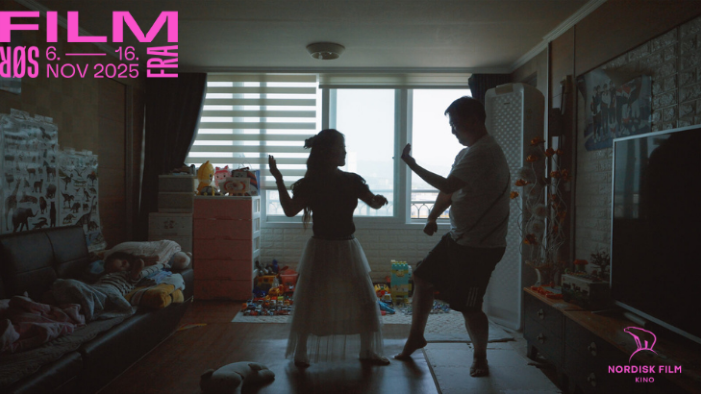 NORTH SOUTH MAN WOMAN