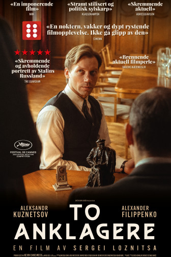 To anklagere